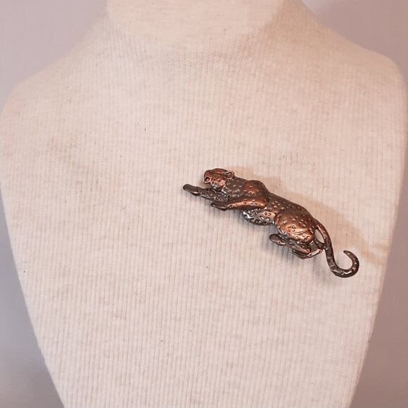3D Copper Bronze Leopard Cheetah Brooch - Picture 1 of 9